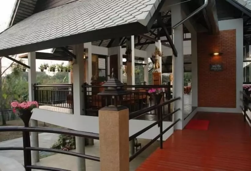 هتل Phaya Inn