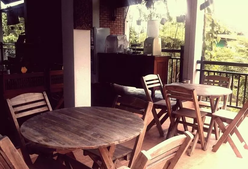 هتل Phaya Inn