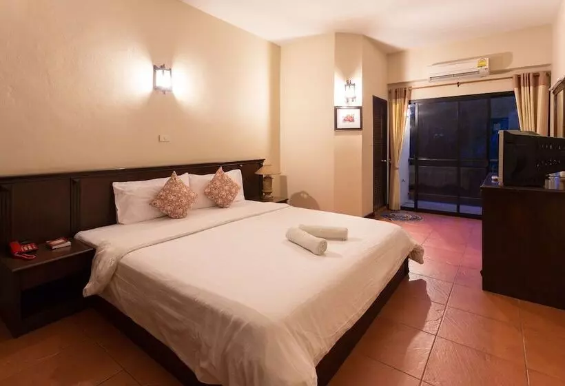 هتل Phaya Inn