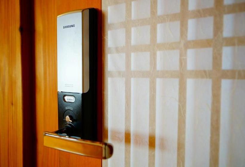 پانسیون Norijam Hanok Traditional House Two