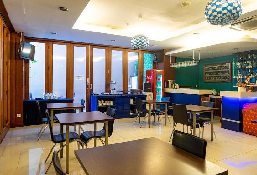 بنسيون Reddoorz Plus Near Blok M Square