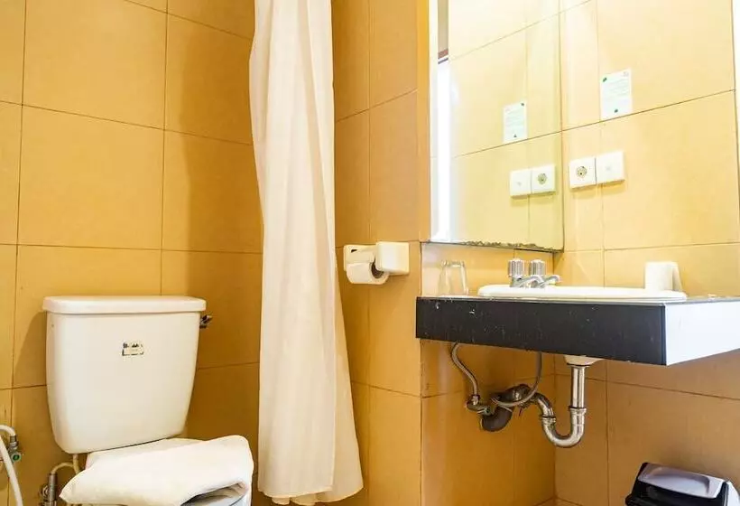 ペンション Reddoorz Plus Near Blok M Square