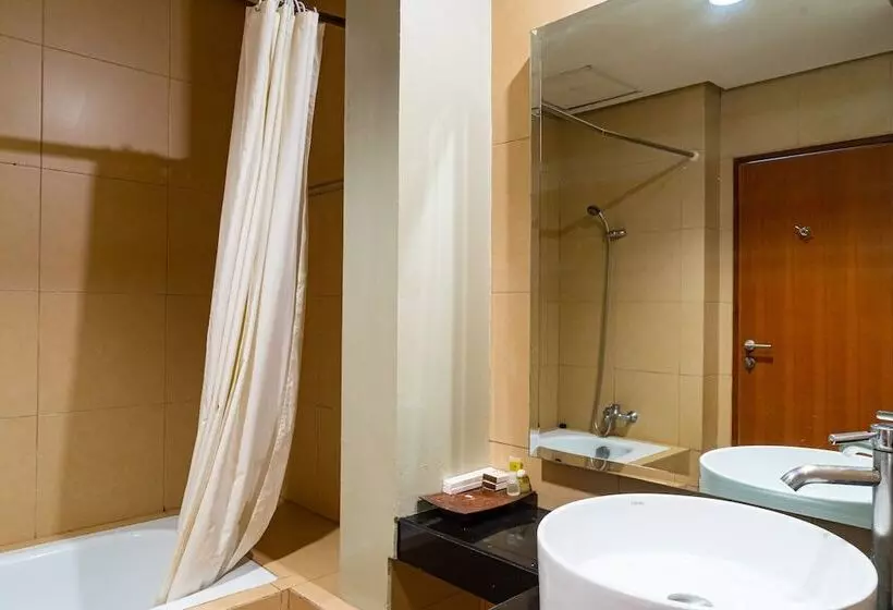 ペンション Reddoorz Plus Near Blok M Square