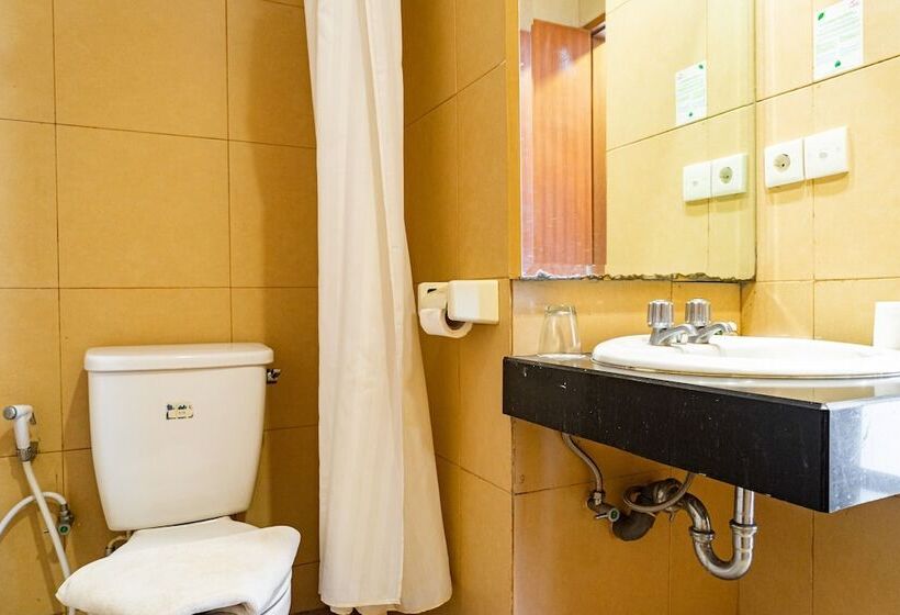 بنسيون Reddoorz Plus Near Blok M Square