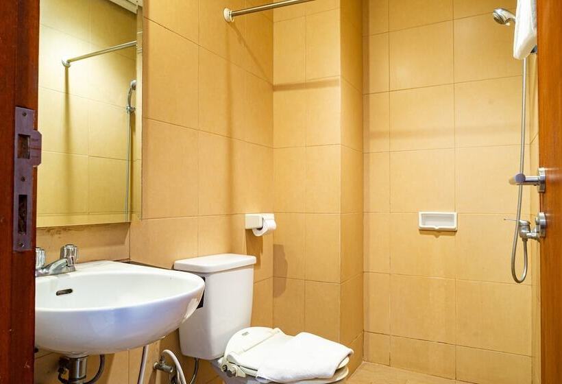 بنسيون Reddoorz Plus Near Blok M Square