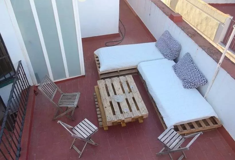 پانسیون San Isidoro Hostel Sevilla
