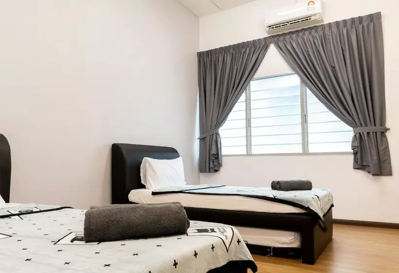 V Lodge By D Imperio Homestay Penang