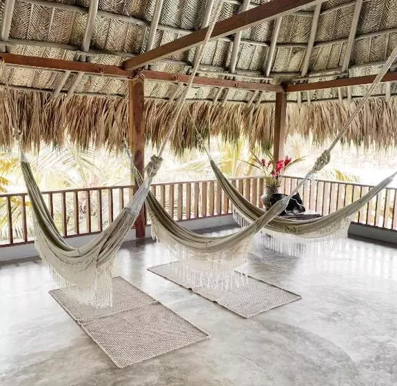 Retkeilymaja Villa Playa Tayrona, Los Naranjos