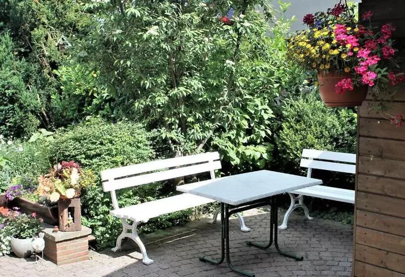 Cozy Apartment In Klütz With Garden