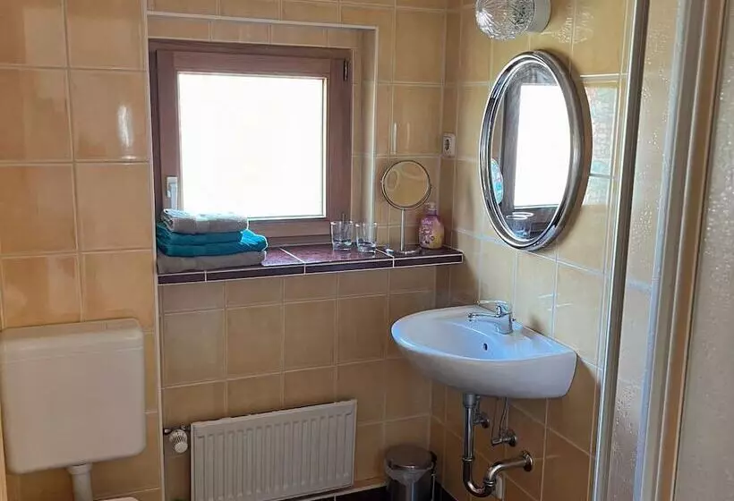 Cozy Apartment In Klütz With Garden