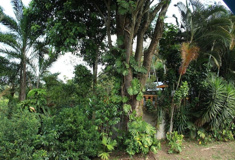 فندق Otrolado Lodge