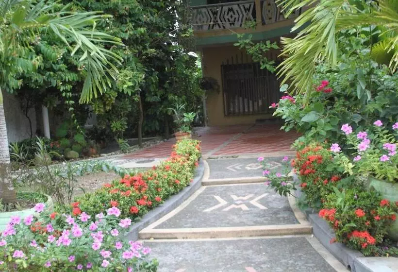 هتل Punta Caribana Casa