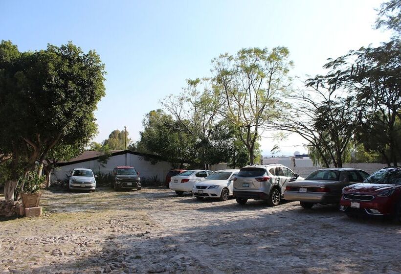 فندق Real De Piedra