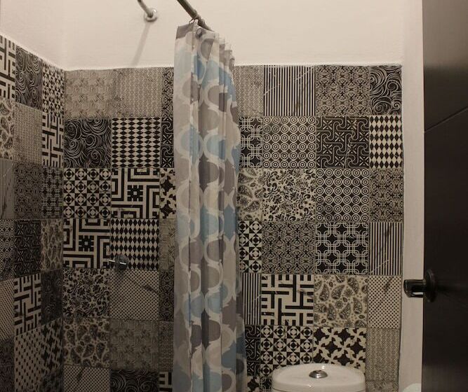 فندق Real De Piedra