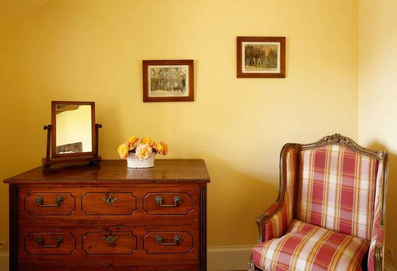 Le Manoir De Ravenoville