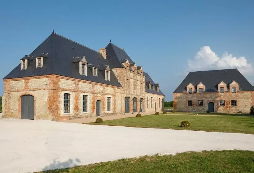 Le Manoir De Ravenoville