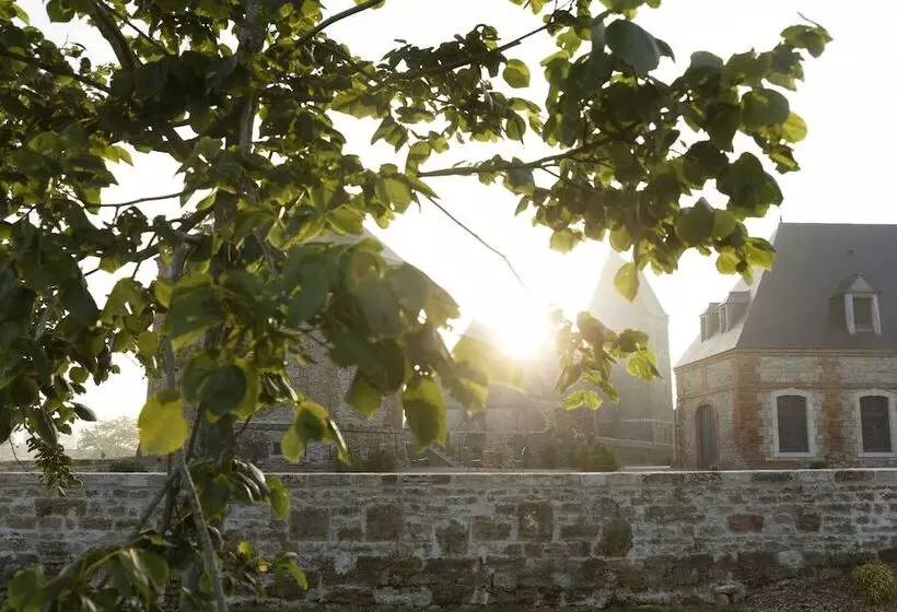 Le Manoir De Ravenoville