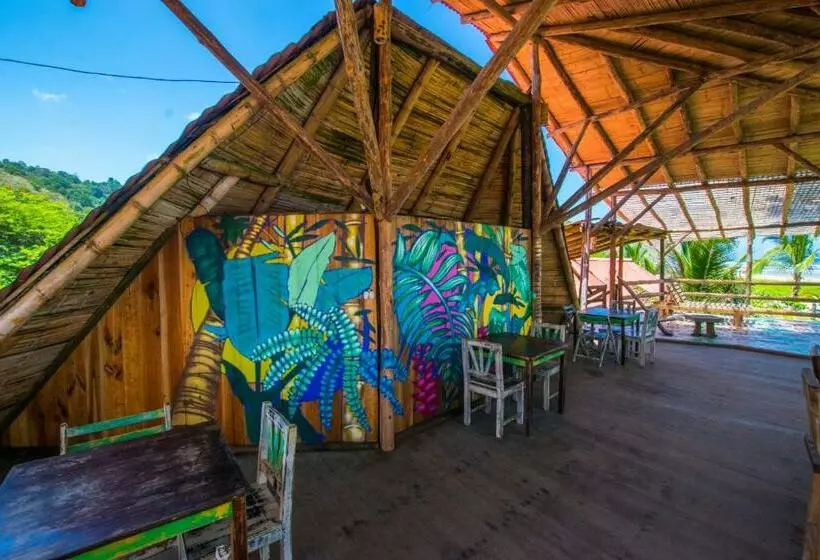 ペンション Cabañas La Tortuga