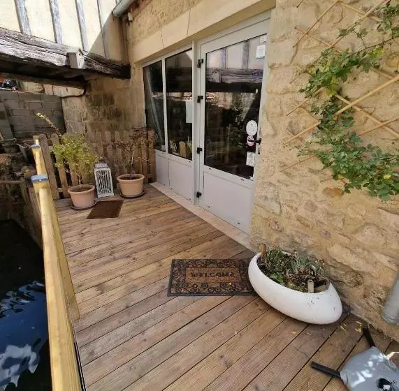 ペンション Gîte Du Moulin De Barutel Mamers,petite Maison Avec 1 Chambre Idéale Couple,spa Et Soins Sur Réserva