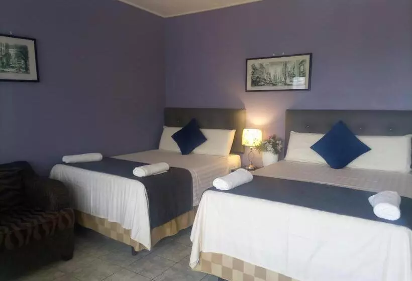 پانسیون Hostal Vista Del Mar