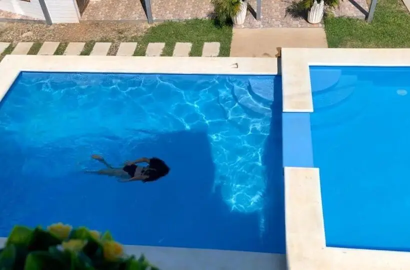 پانسیون Hostal Vista Del Mar