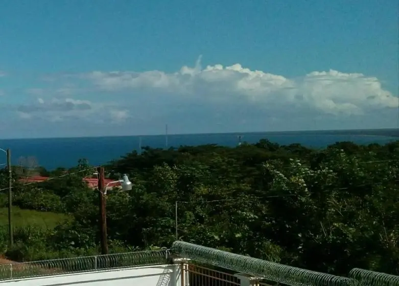 پانسیون Hostal Vista Del Mar