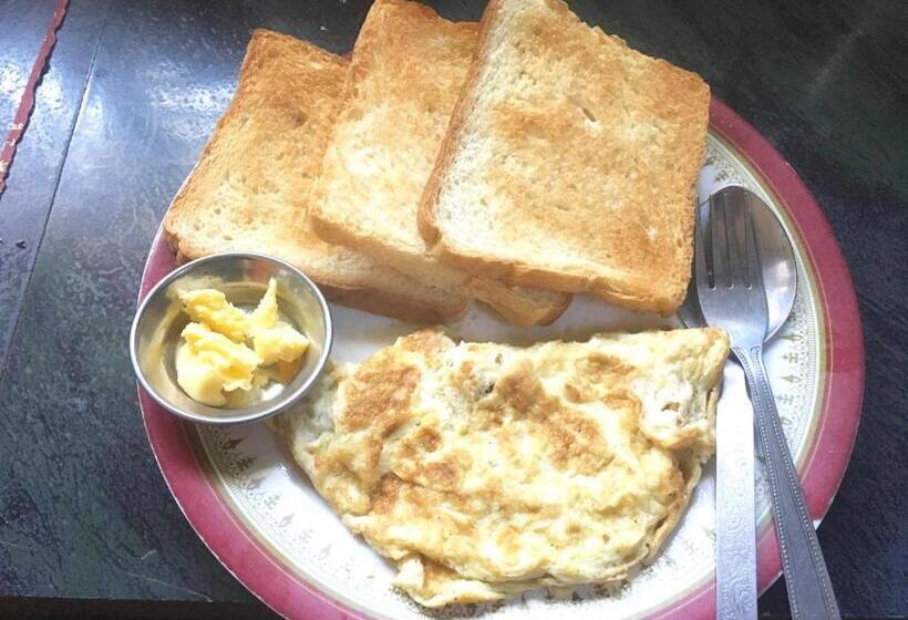 پانسیون Shrestha Hotel & Restaurant