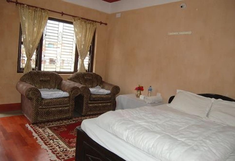 پانسیون Shrestha Hotel & Restaurant