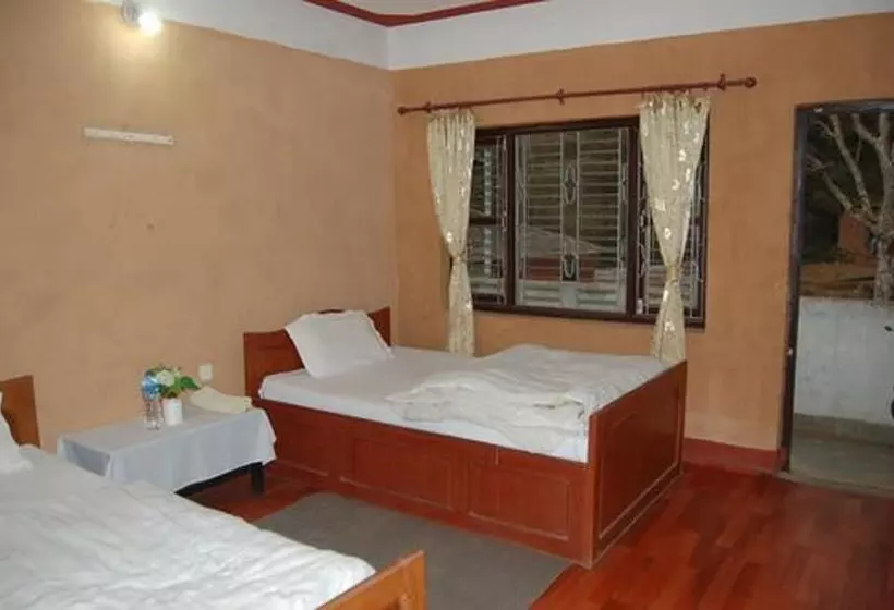 پانسیون Shrestha Hotel & Restaurant