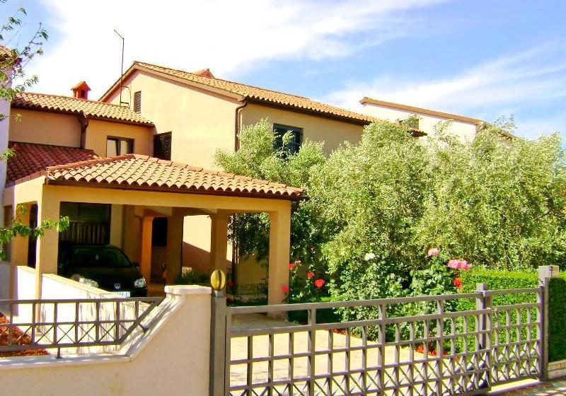 בית מלון כפרי Apartments Miljenko