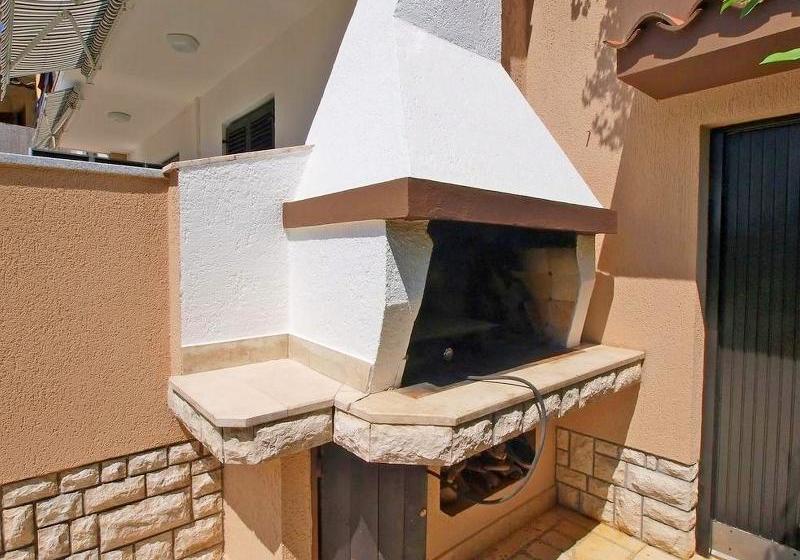 בית מלון כפרי Apartments Miljenko