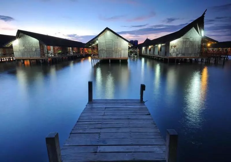 ホテル Dragon Inn Floating Resort