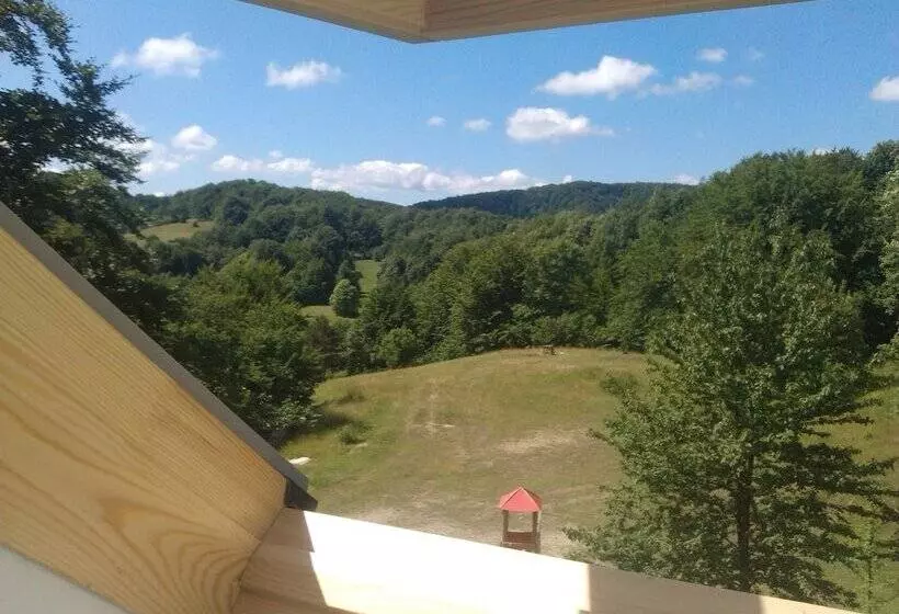 هتل Eva Luxury Rooms & Apartments