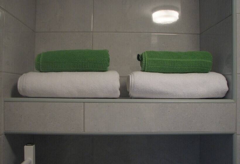 ホテル Eva Luxury Rooms & Apartments