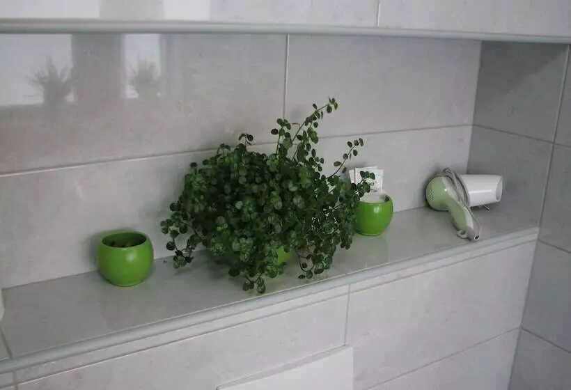 هتل Eva Luxury Rooms & Apartments