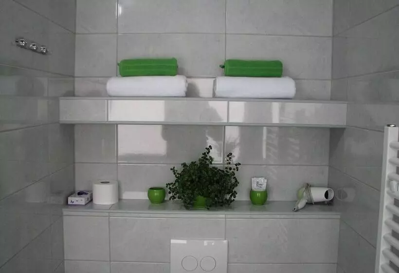 هتل Eva Luxury Rooms & Apartments