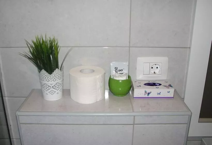 هتل Eva Luxury Rooms & Apartments