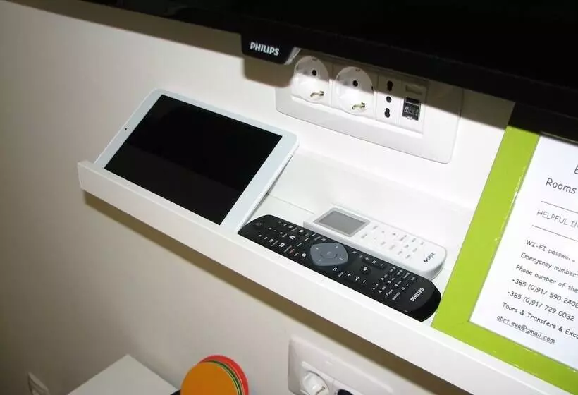 هتل Eva Luxury Rooms & Apartments