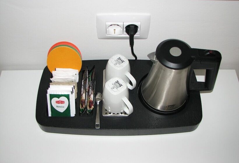 ホテル Eva Luxury Rooms & Apartments