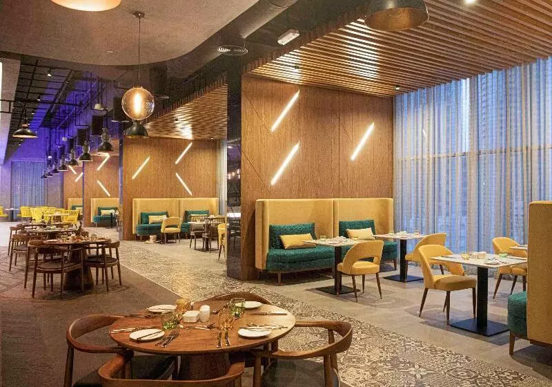 Hotelli Pullman Sharjah