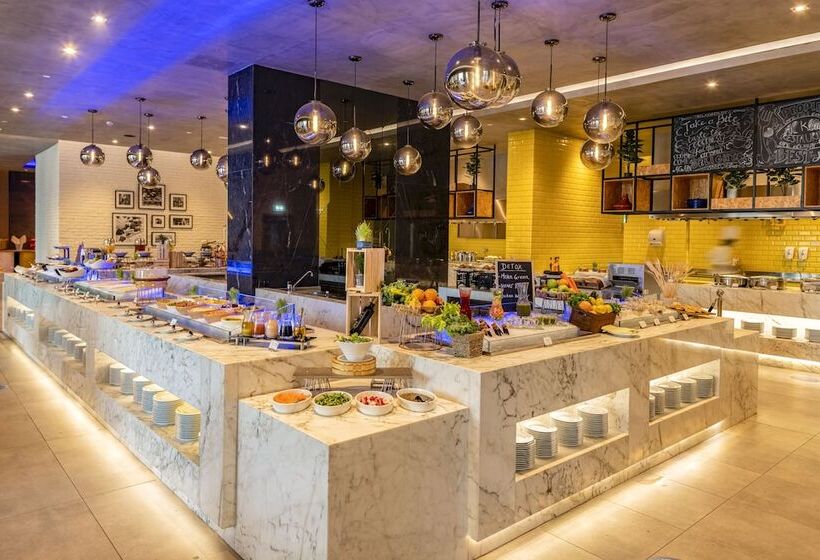 هتل Pullman Sharjah