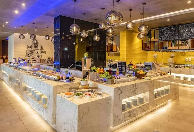 Hotelli Pullman Sharjah