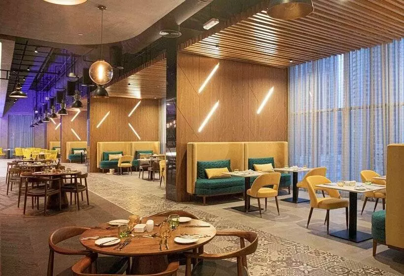 Hotelli Pullman Sharjah