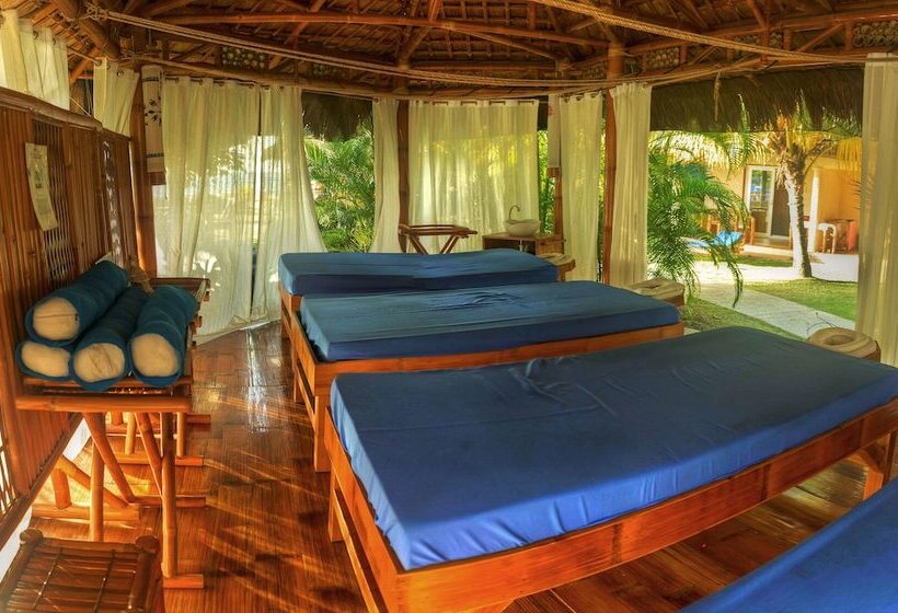 酒店 Thalatta Resort