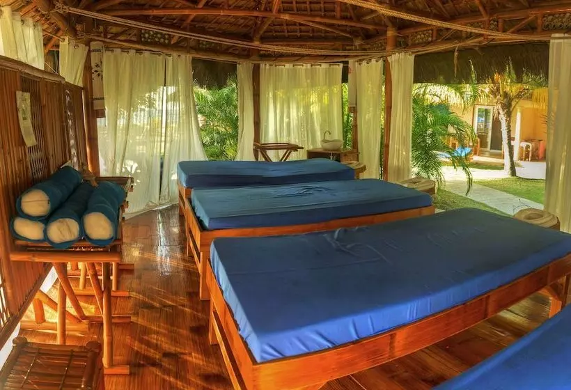 Hotelli Thalatta Resort