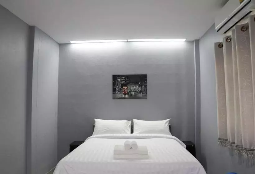 هتل The Money Inn