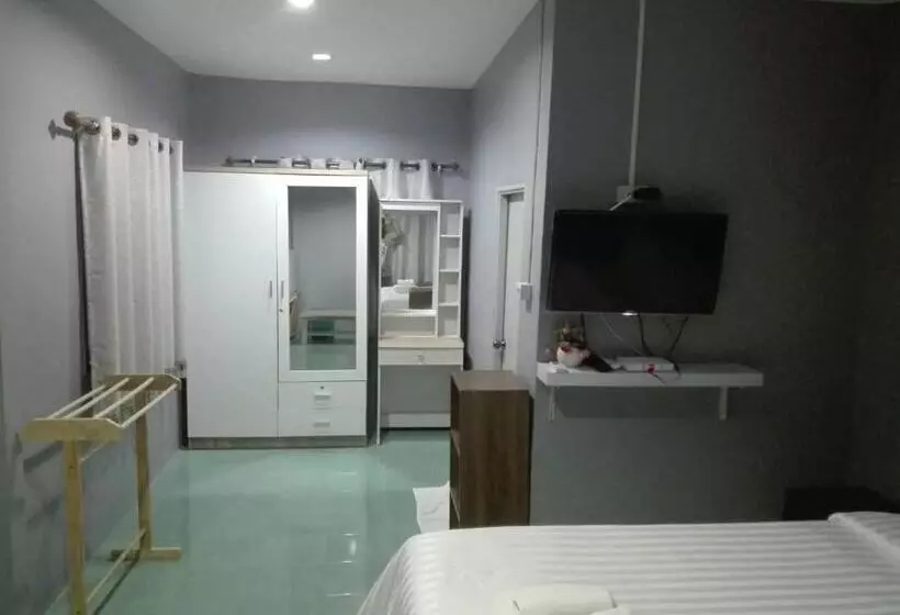 هتل The Money Inn