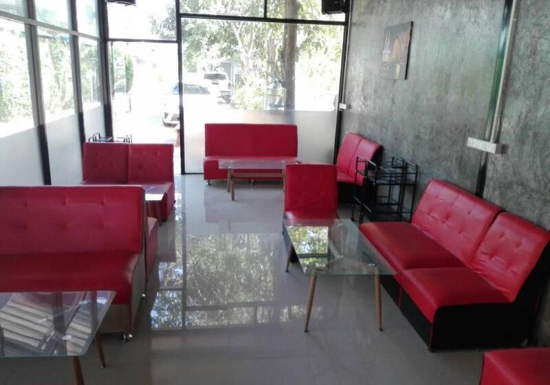 호텔 The Money Inn