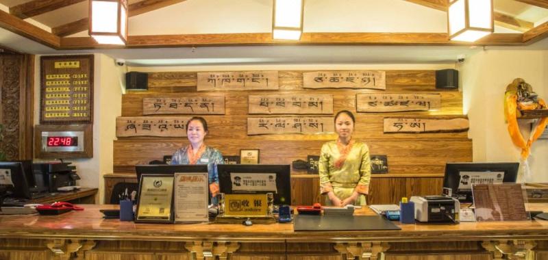 בית מלון כפרי Tibet Shellong Manor