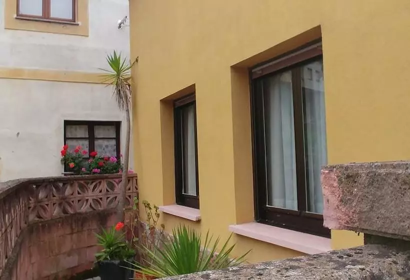 La Casina Llena De Amor